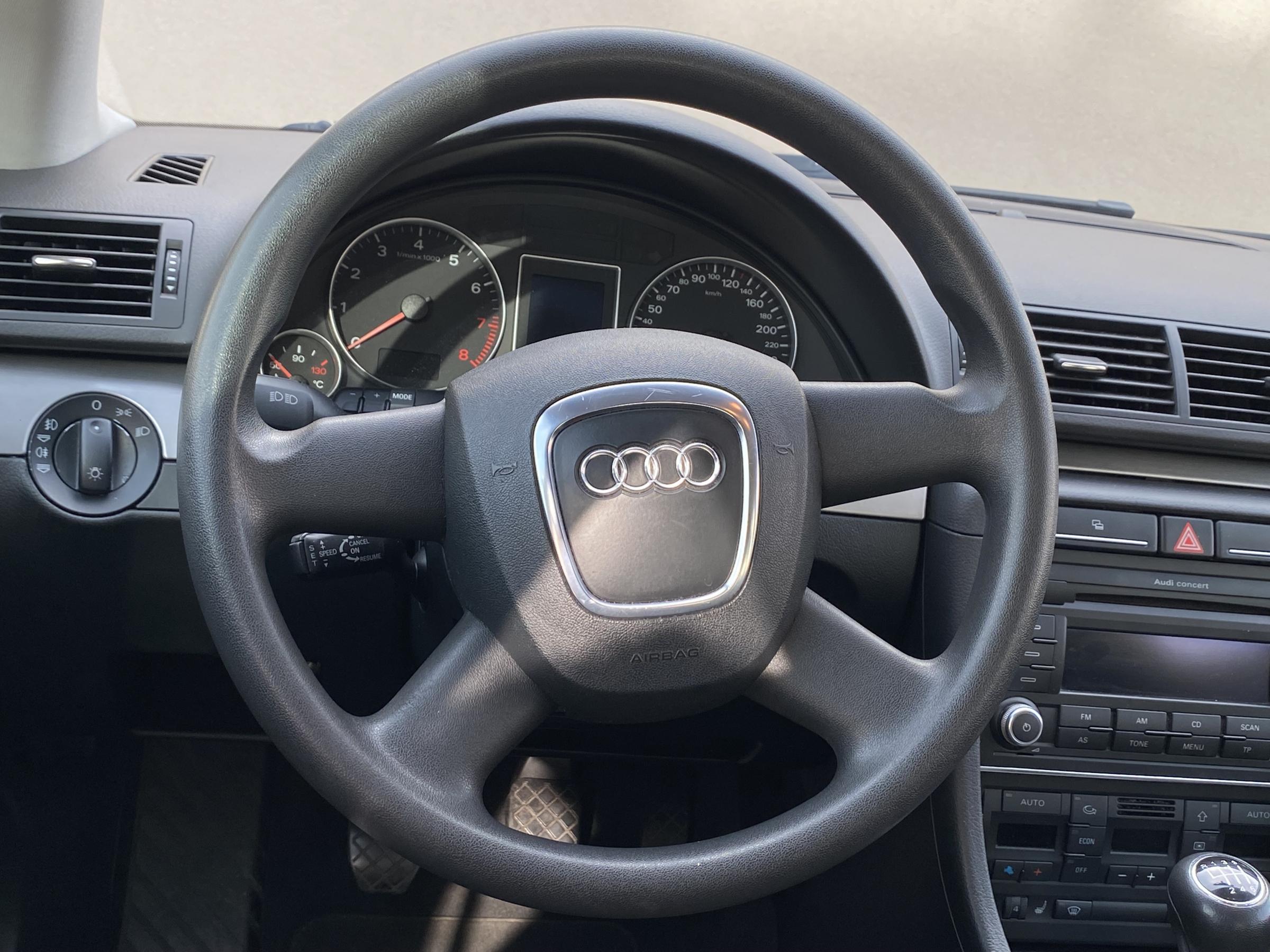 Audi A4, 2006 - pohled č. 13