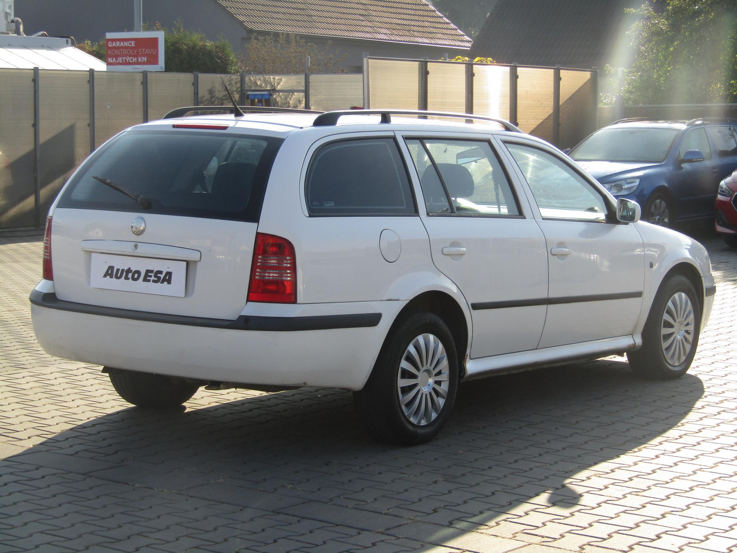 Škoda Octavia, 2009 - pohled č. 4