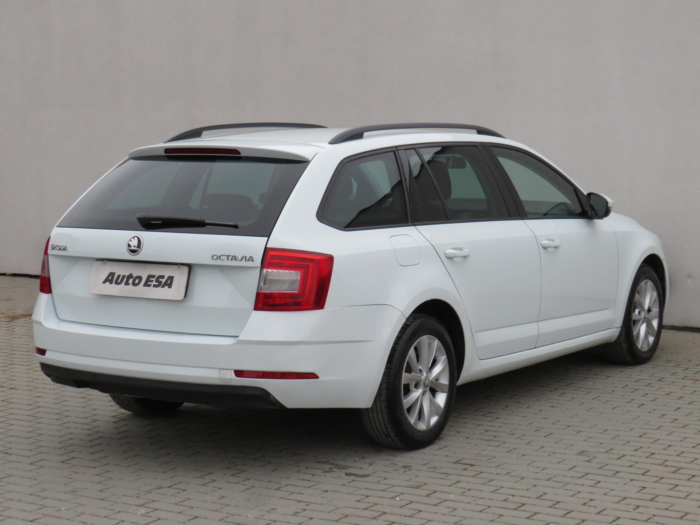 Škoda Octavia III, 2017 - pohled č. 4