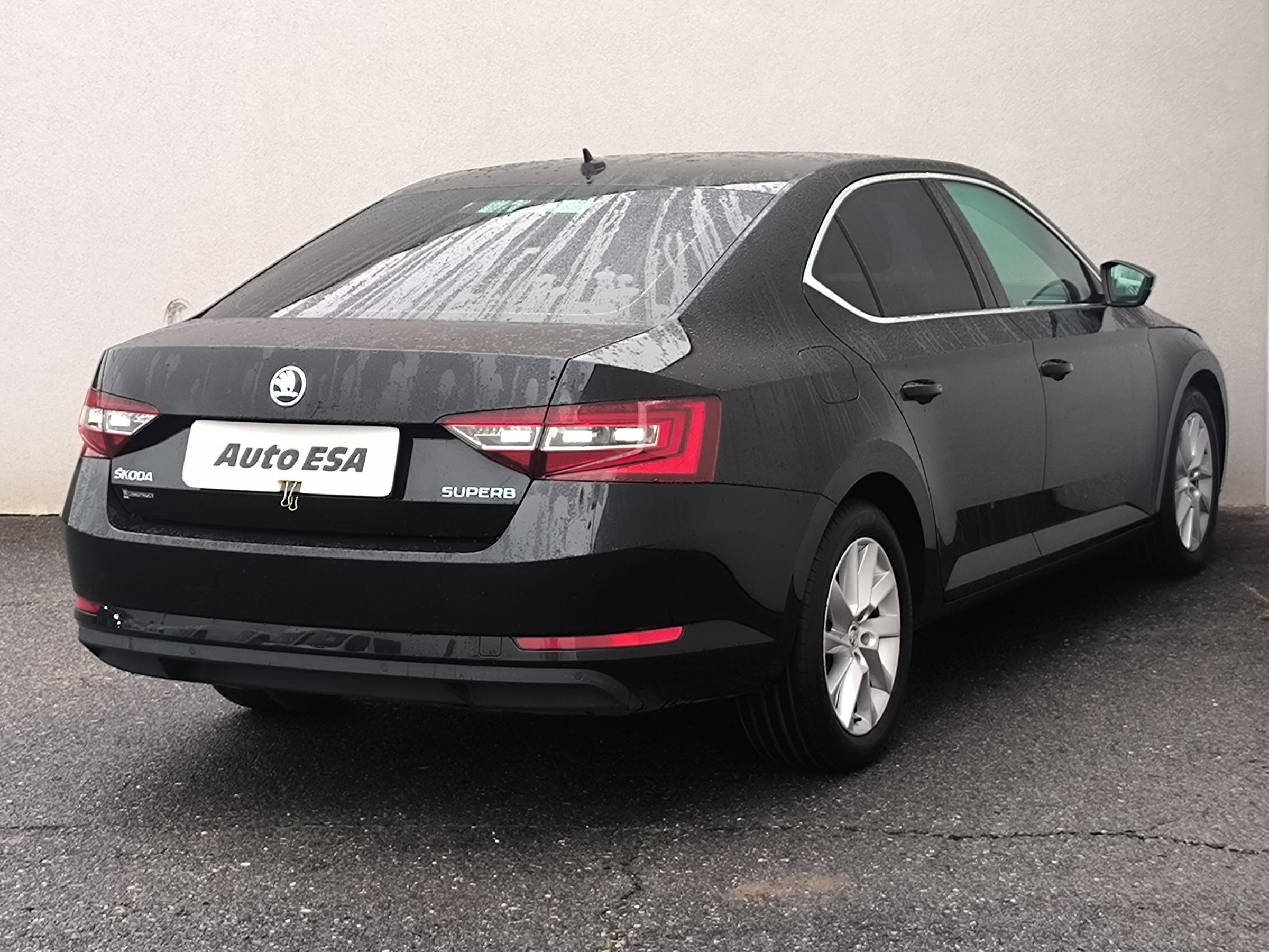 Škoda Superb III, 2018 - pohled č. 4