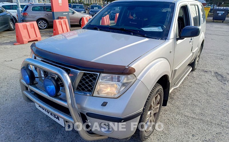 Nissan Pathfinder 2.5 