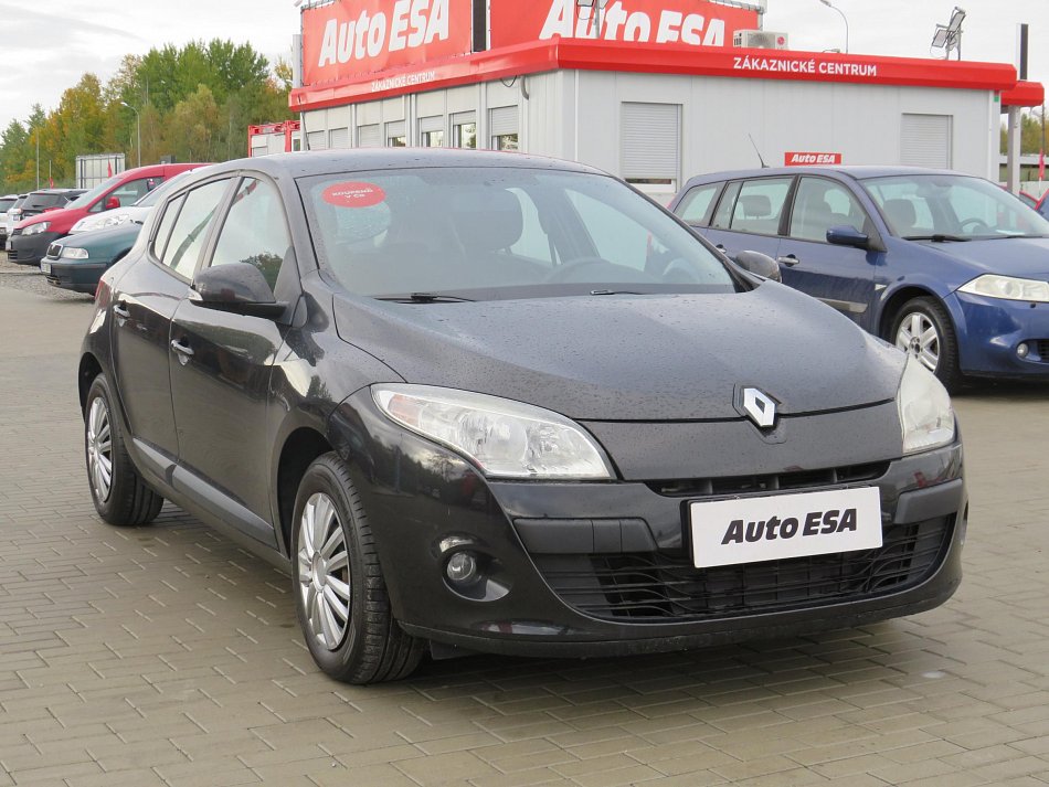 Renault Megane 1.6i Petrol | Autobazar AutoESA