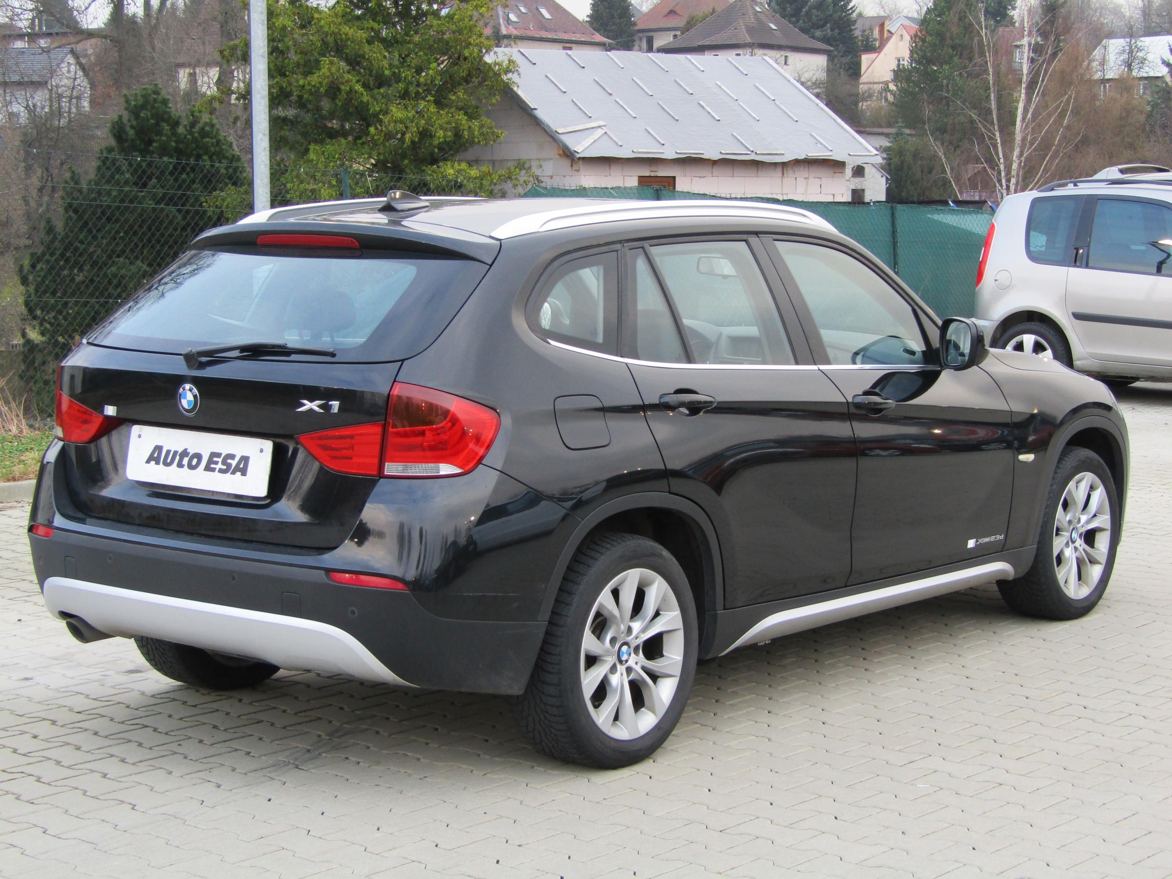 BMW X1, 2010 - pohled č. 4