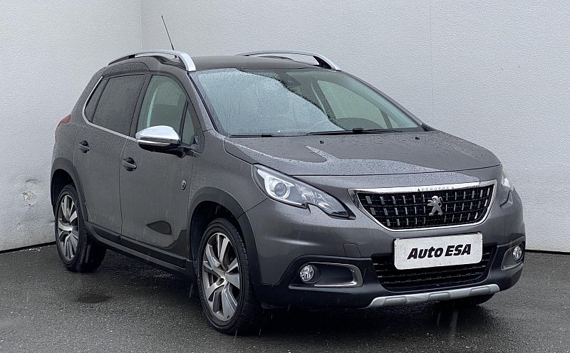 Peugeot 2008 1.2PT Crossway