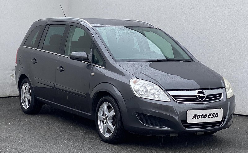 Opel Zafira 1.6 i  7míst