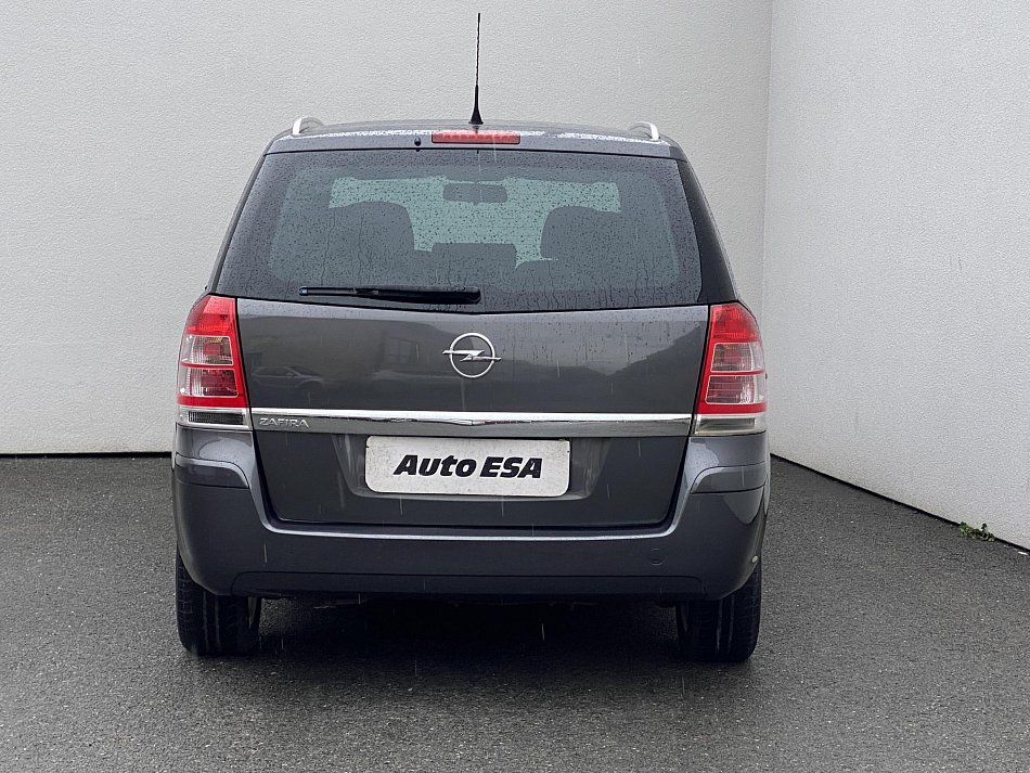 Opel Zafira 1.6 i  7míst