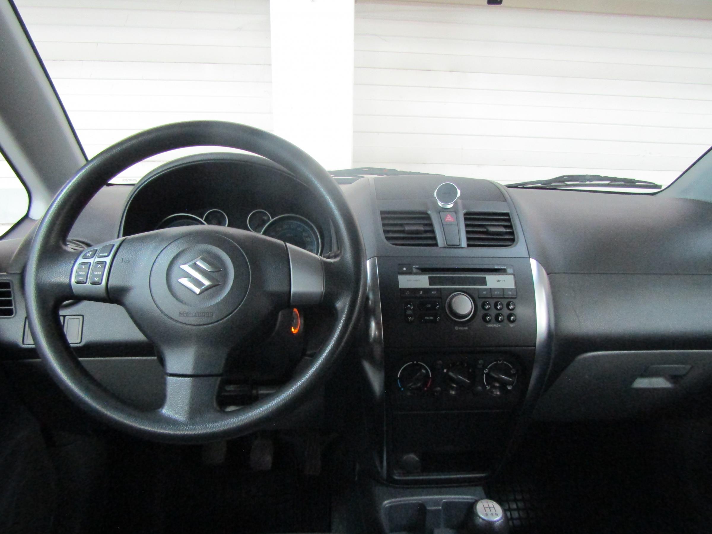 Suzuki SX4, 2010 - pohled č. 17