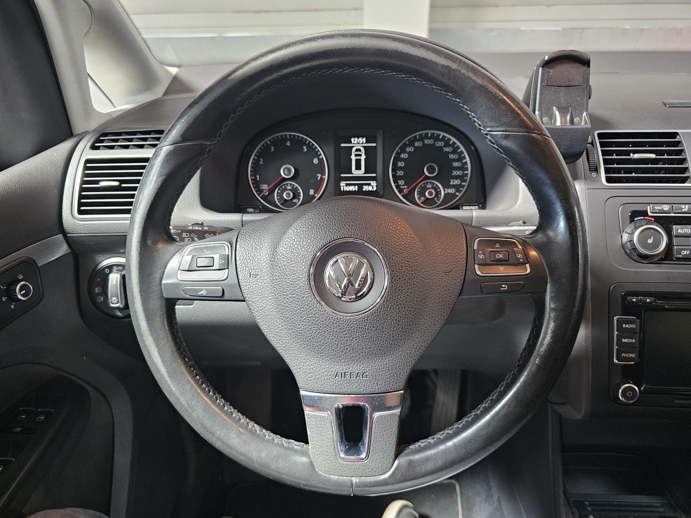 Volkswagen Touran, 2010 - pohled č. 17