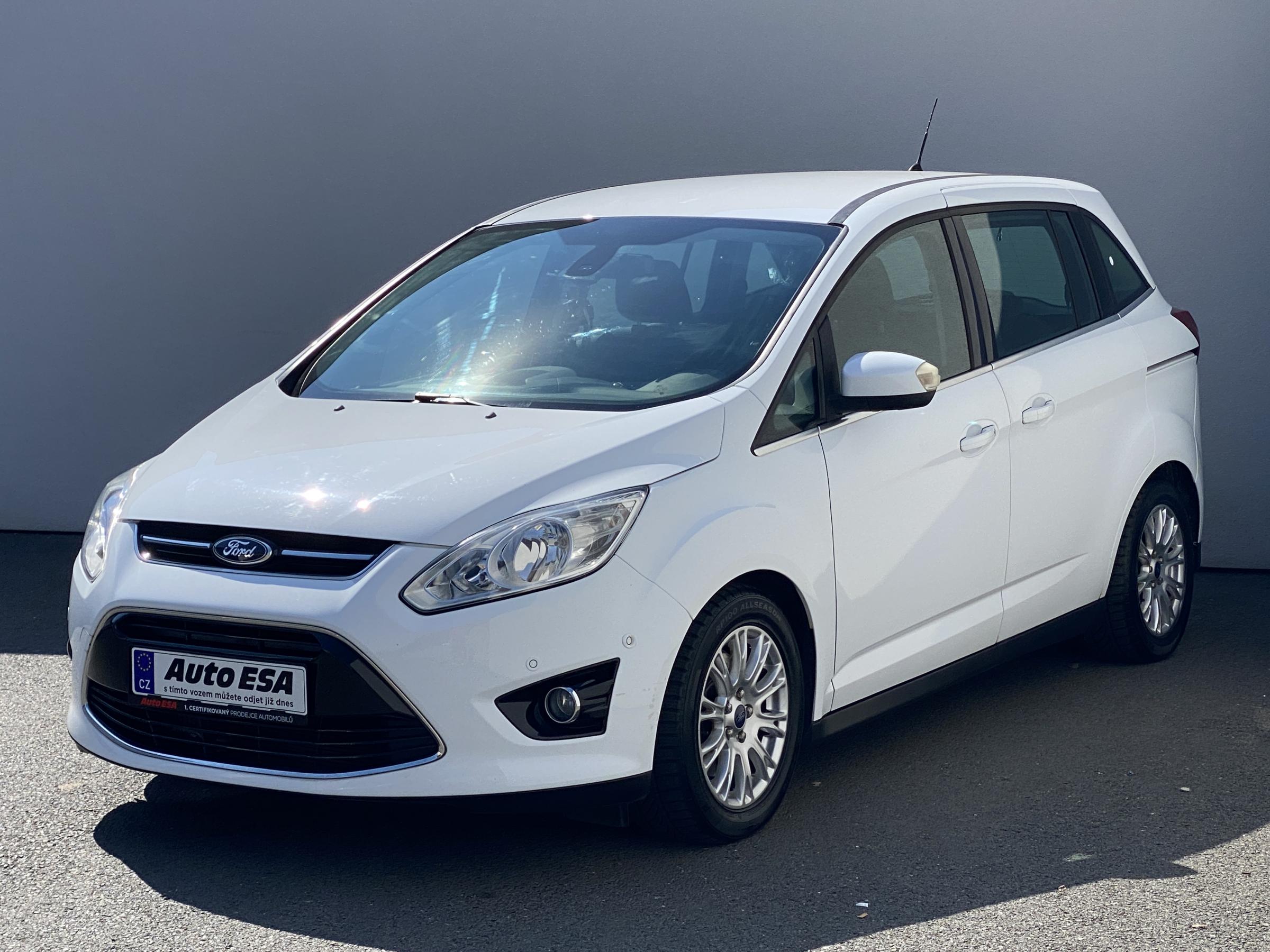 Ford Grand C-MAX, 2011 - pohled č. 3