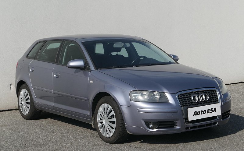 Audi A3 1.6i 