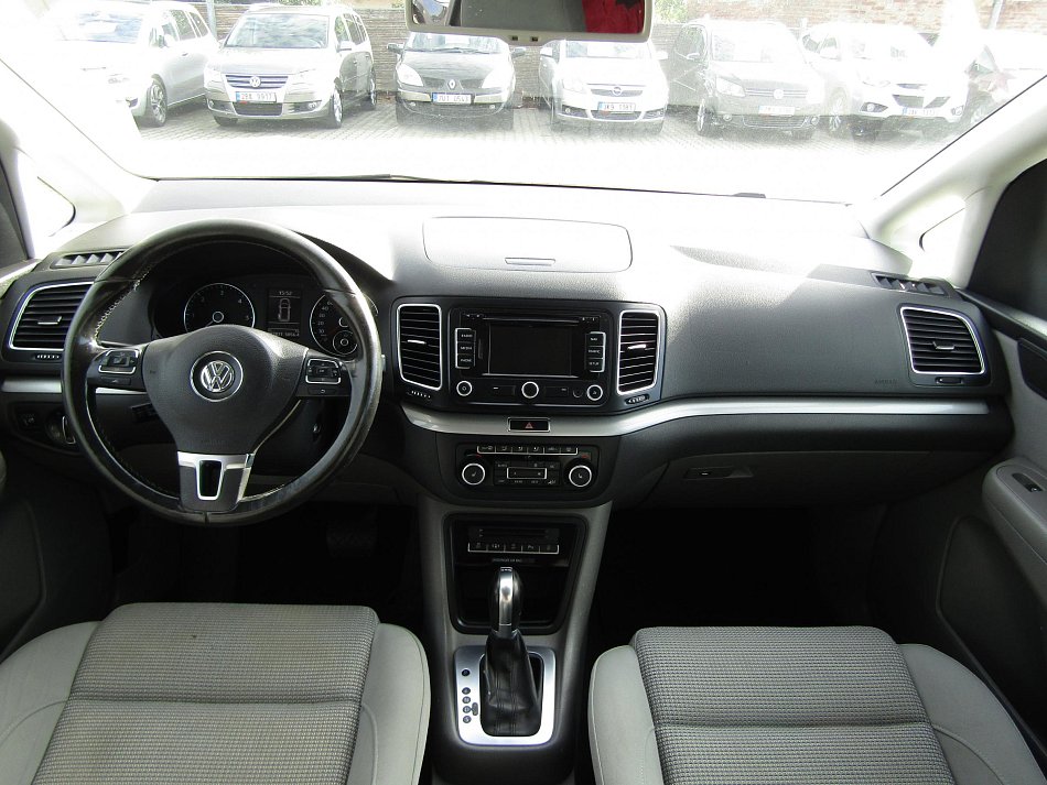 Volkswagen Sharan 2.0 TDi 