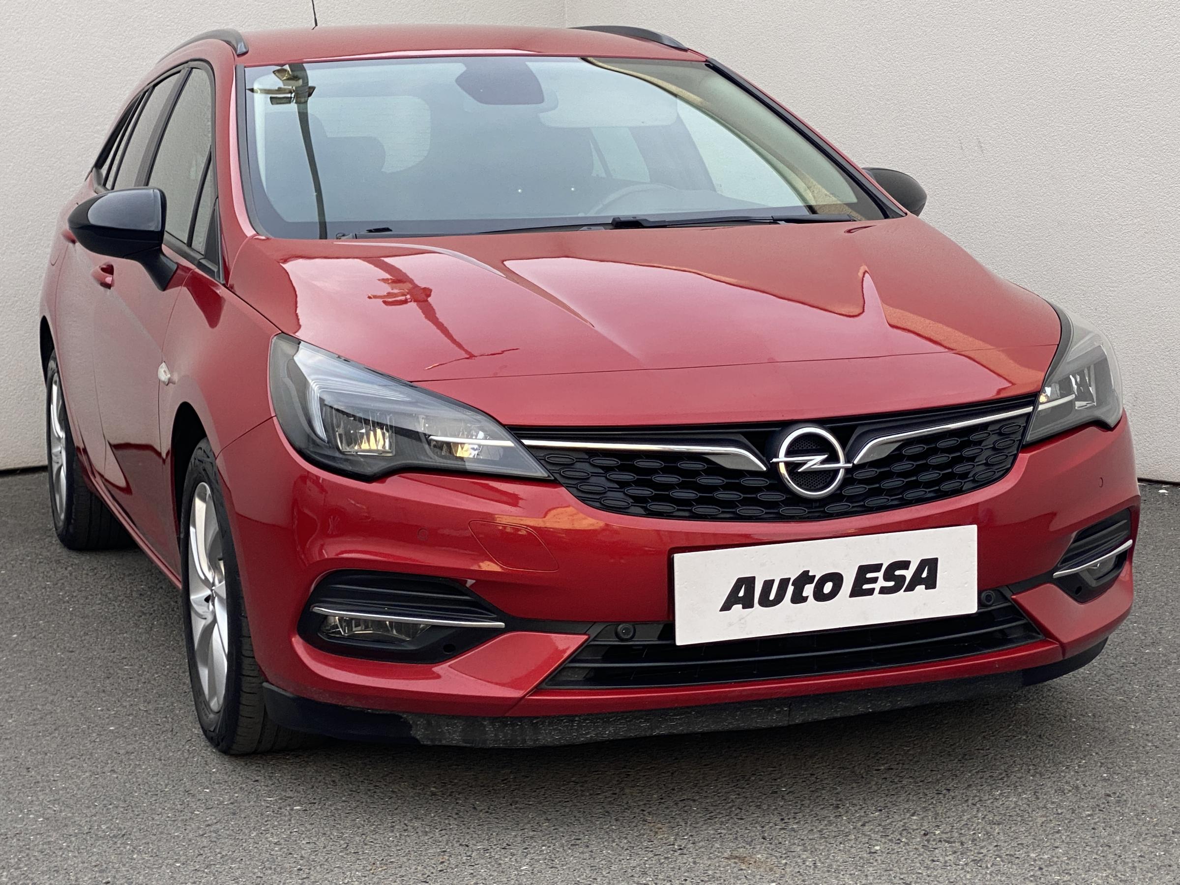 Opel Astra, 2021 - celkový pohled