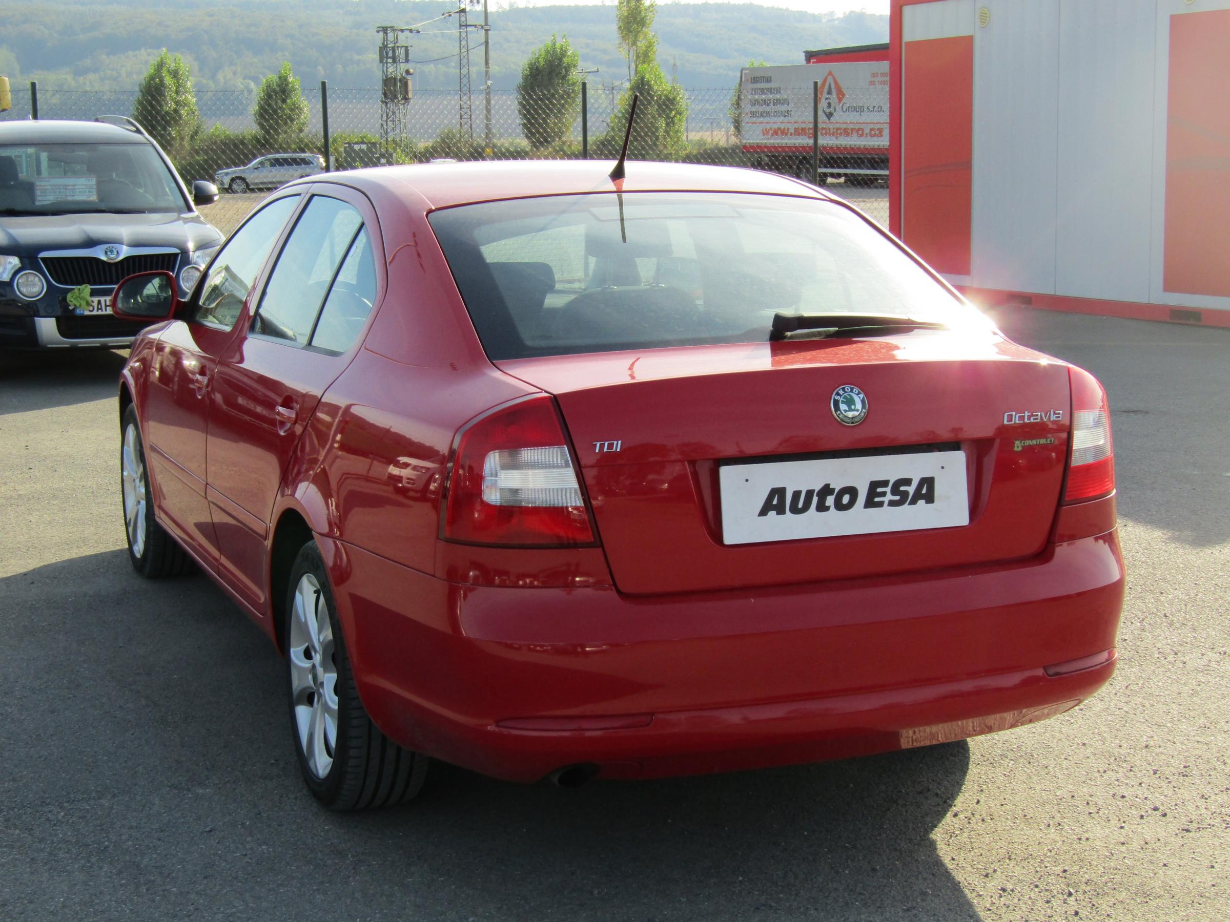 Škoda Octavia II, 2011 - pohled č. 4