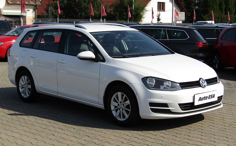 Volkswagen Golf 1.6 TDi 