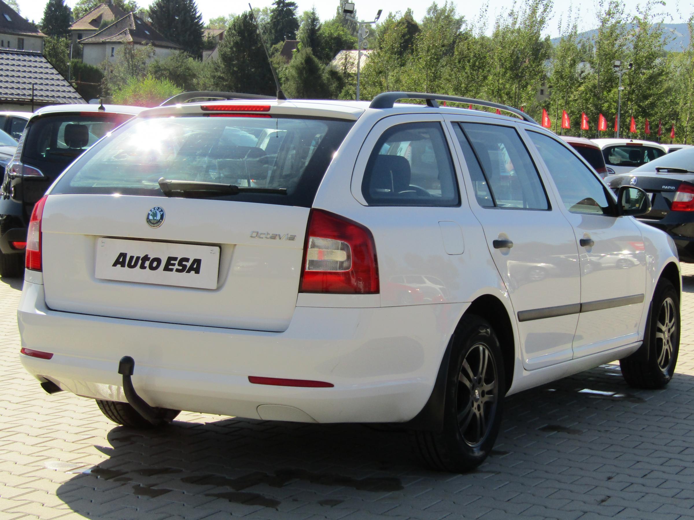 Škoda Octavia II, 2011 - pohled č. 4