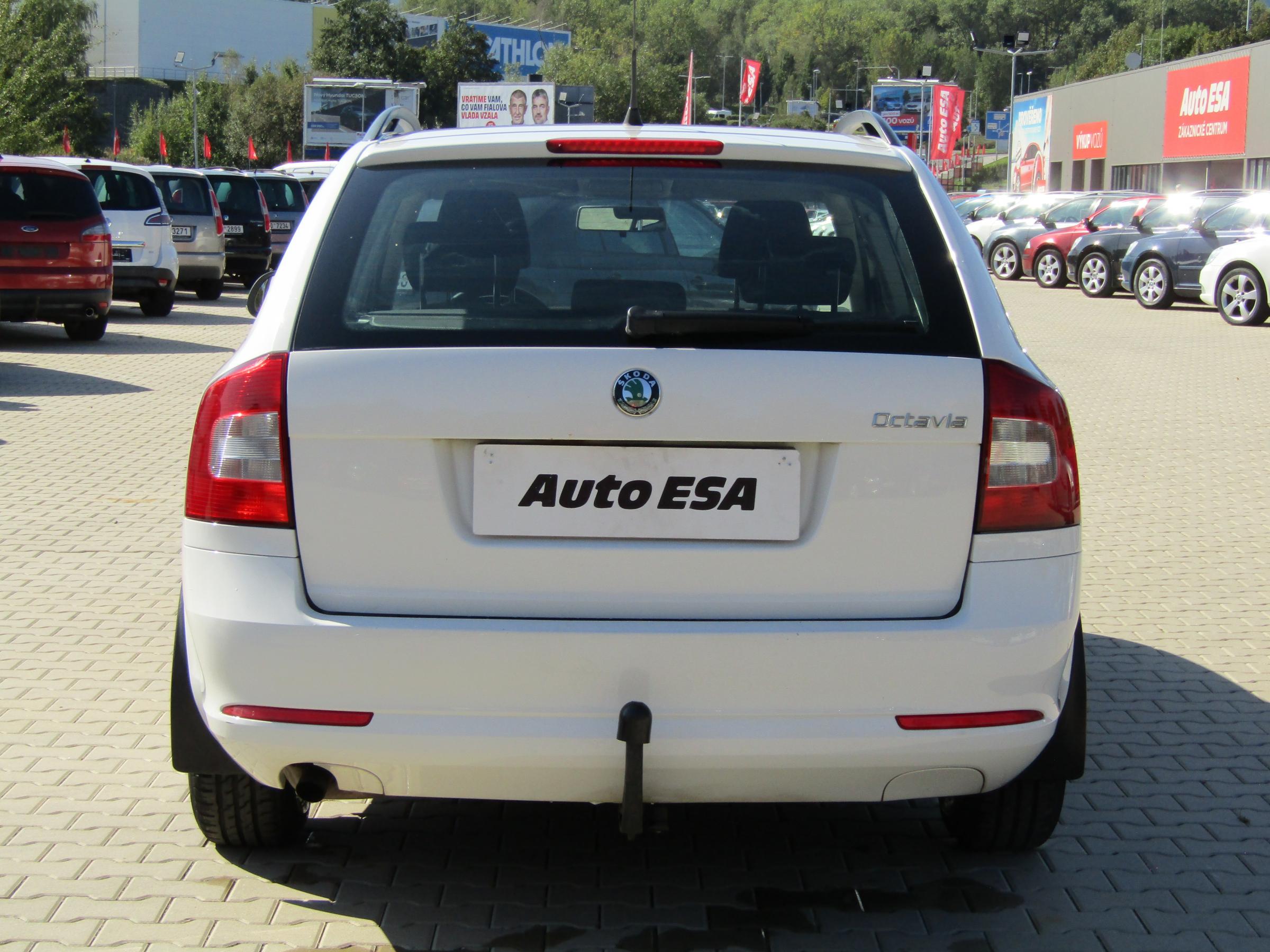 Škoda Octavia II, 2011 - pohled č. 5