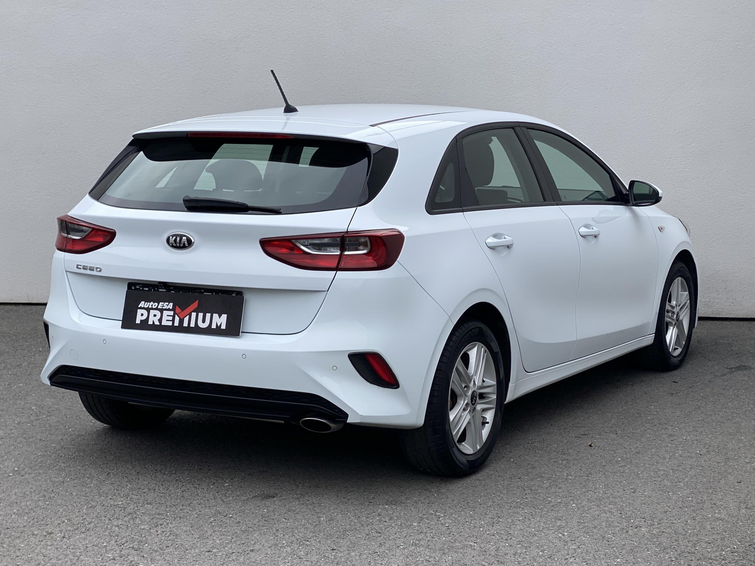 Kia Cee´d, 2020 - pohled č. 4