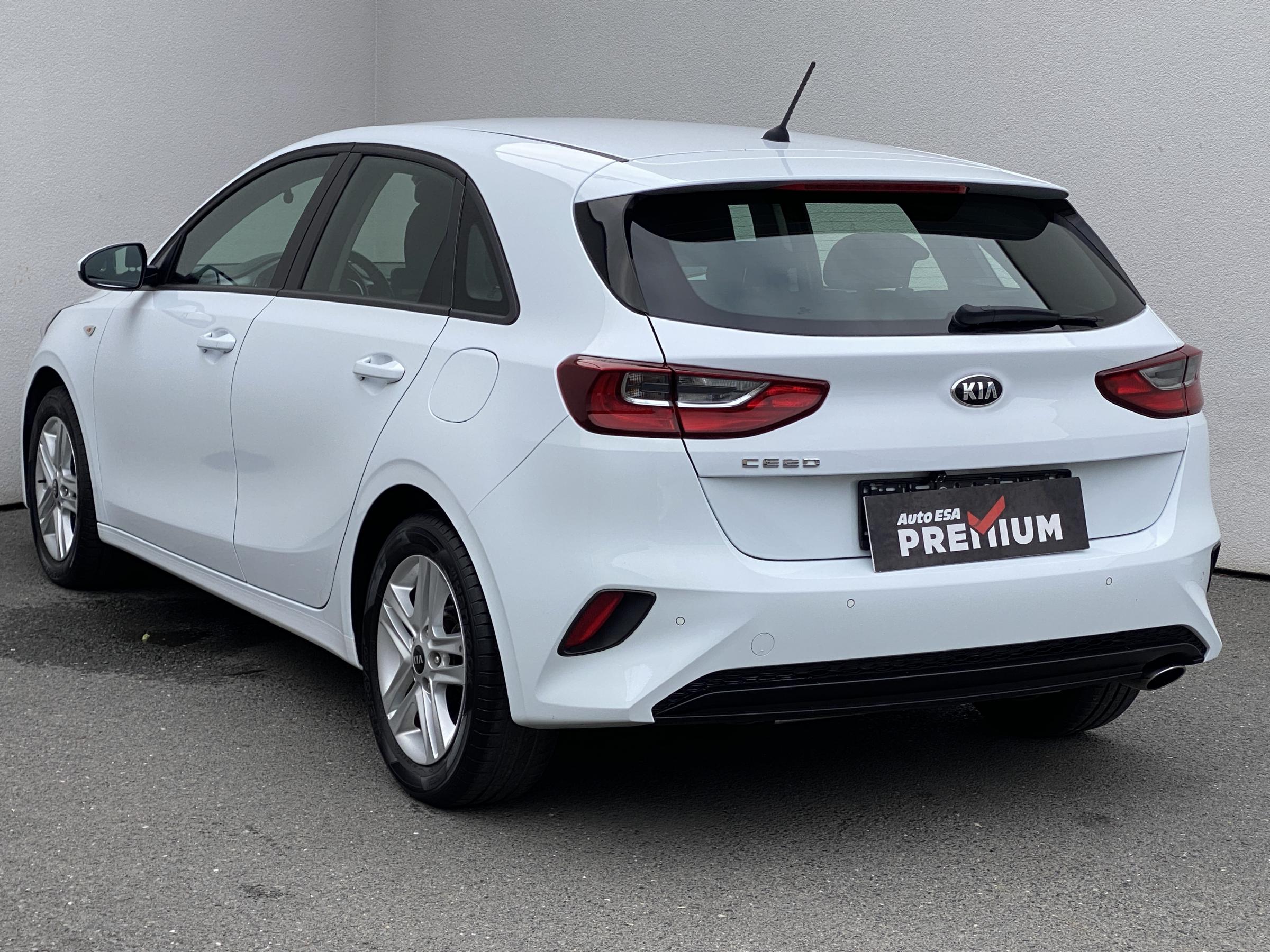 Kia Cee´d, 2020 - pohled č. 6