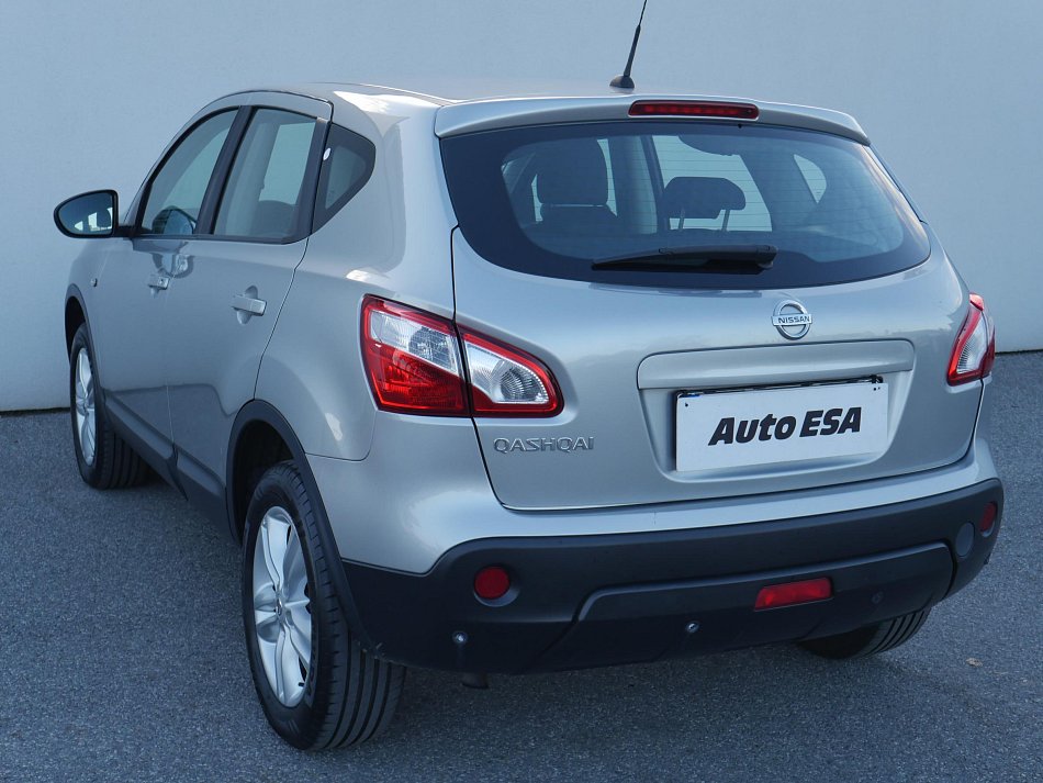 Nissan Qashqai 2.0i 