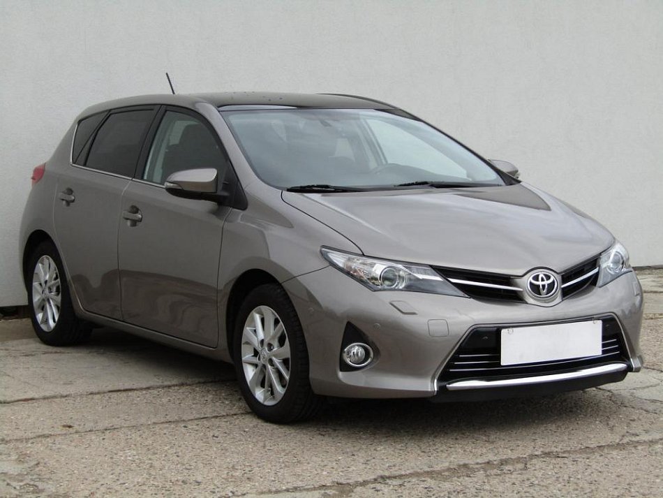 Toyota Auris 1.3 i 