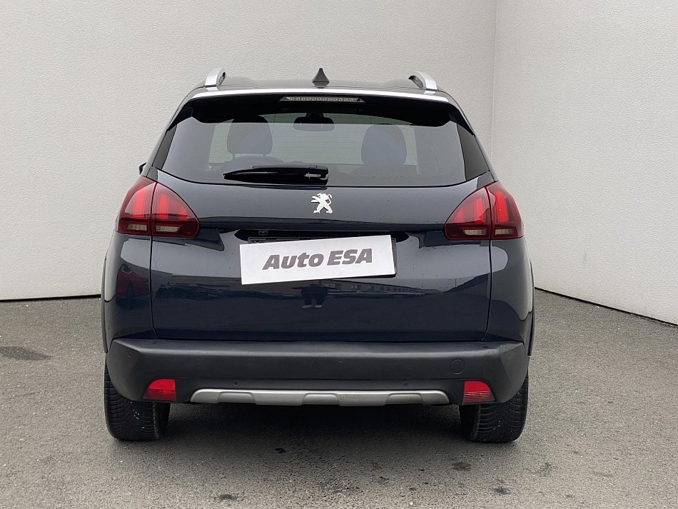 Peugeot 2008 1.2 PT Crossway