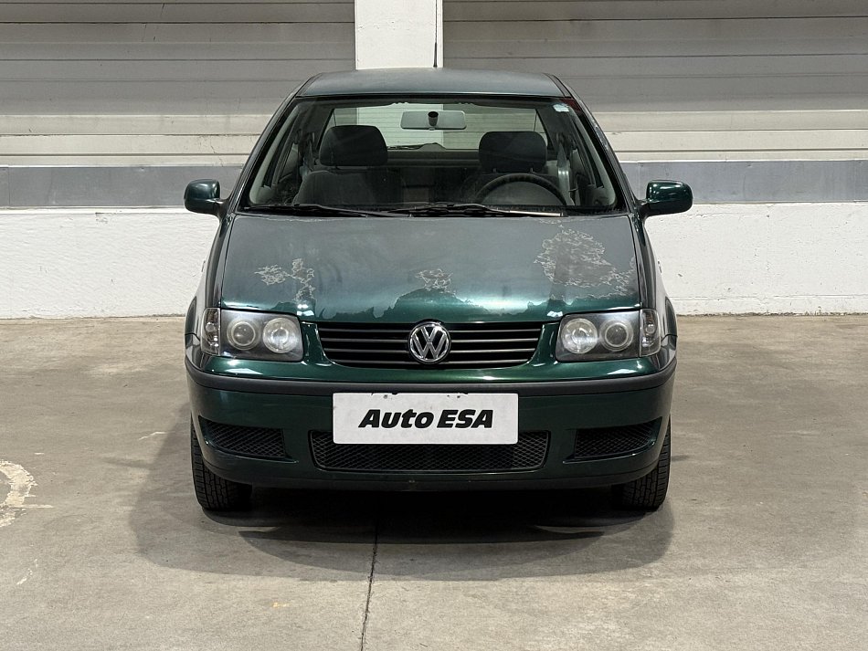 Volkswagen Polo 1.0i 