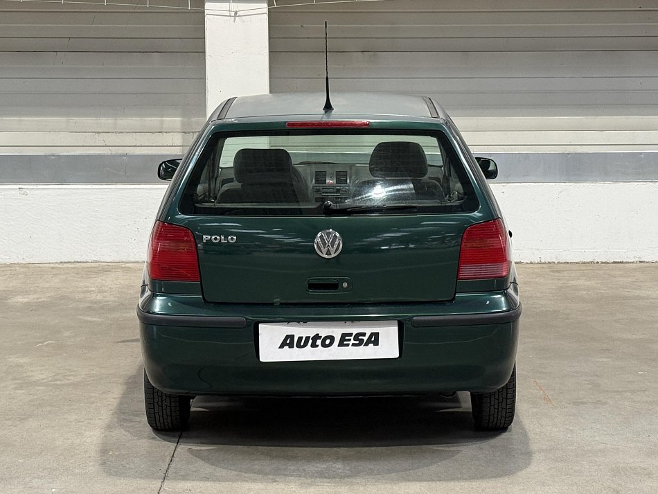 Volkswagen Polo 1.0i 