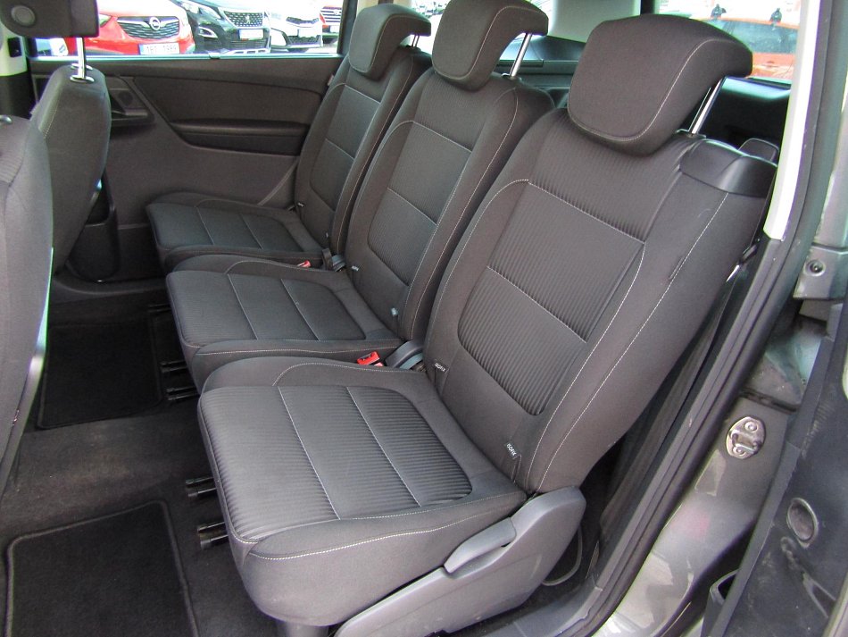 Seat Alhambra 2.0TDi  7míst