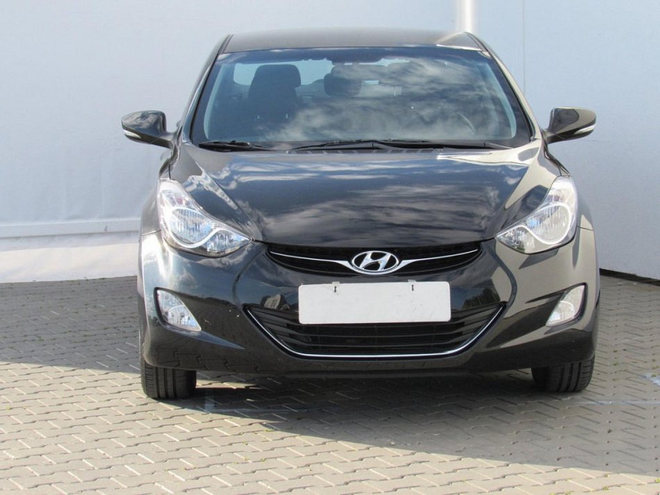 Hyundai Elantra 1.6 i 