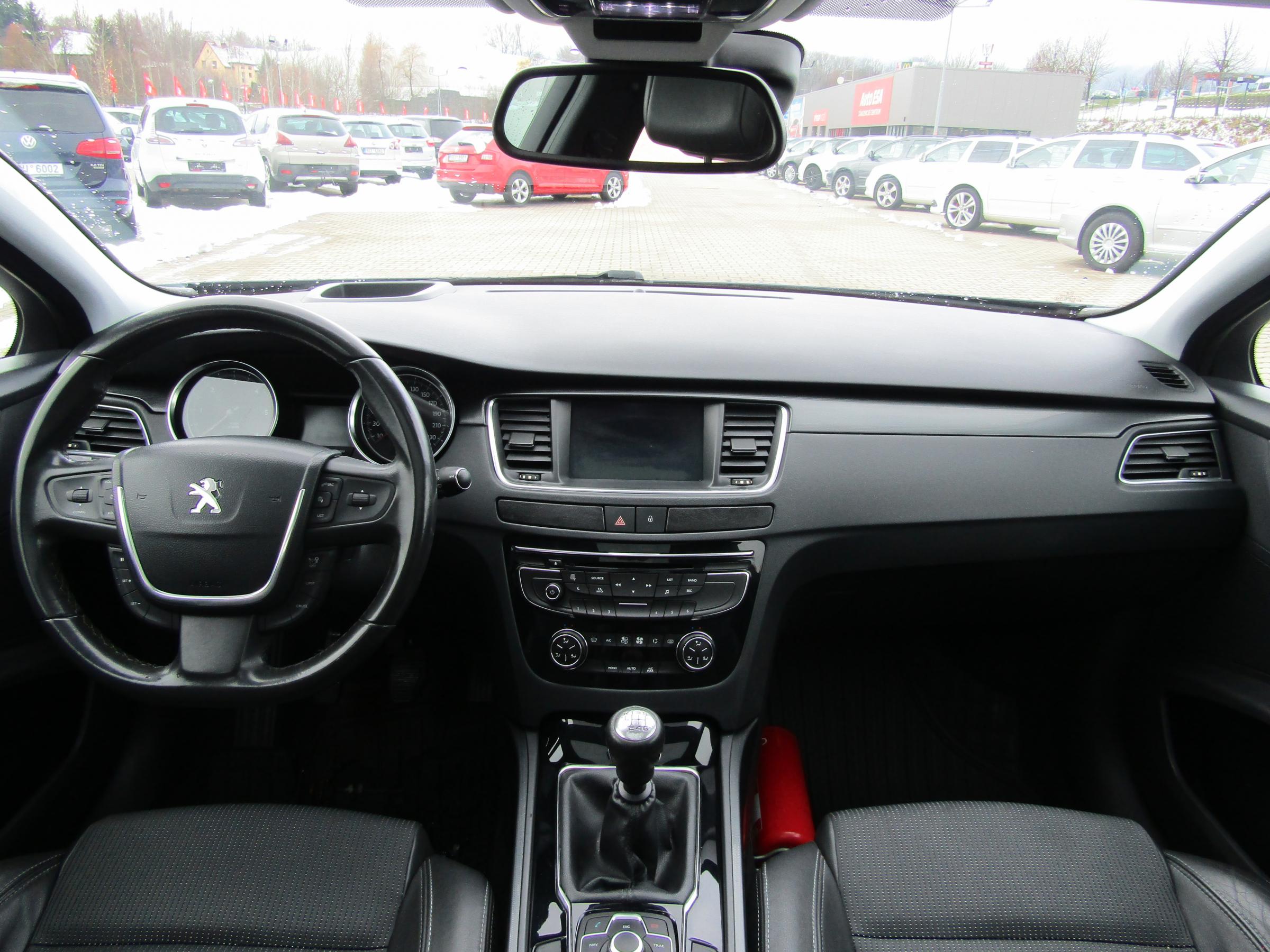 Peugeot 508, 2012 - pohled č. 10