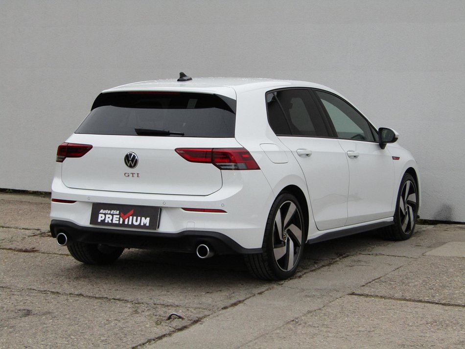 Volkswagen Golf 2.0TSi GTi