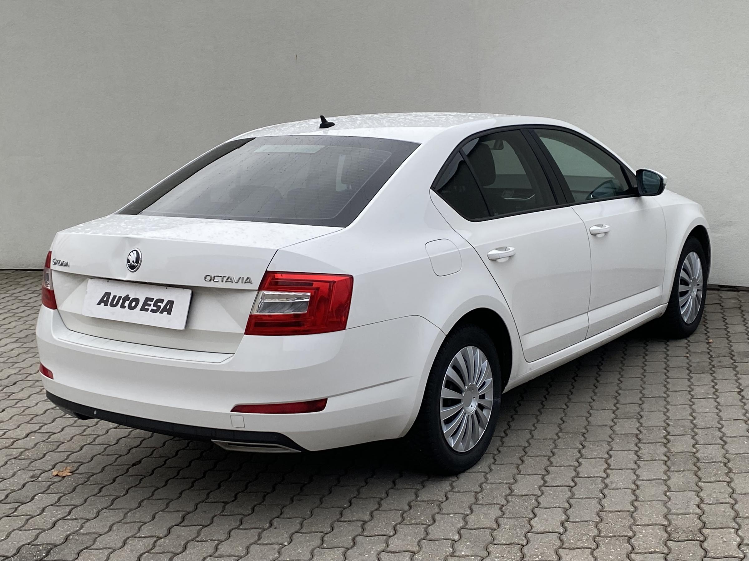 Škoda Octavia III, 2014 - pohled č. 4