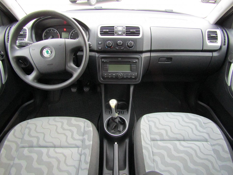 Škoda Fabia II 1.4 16V Ambiente