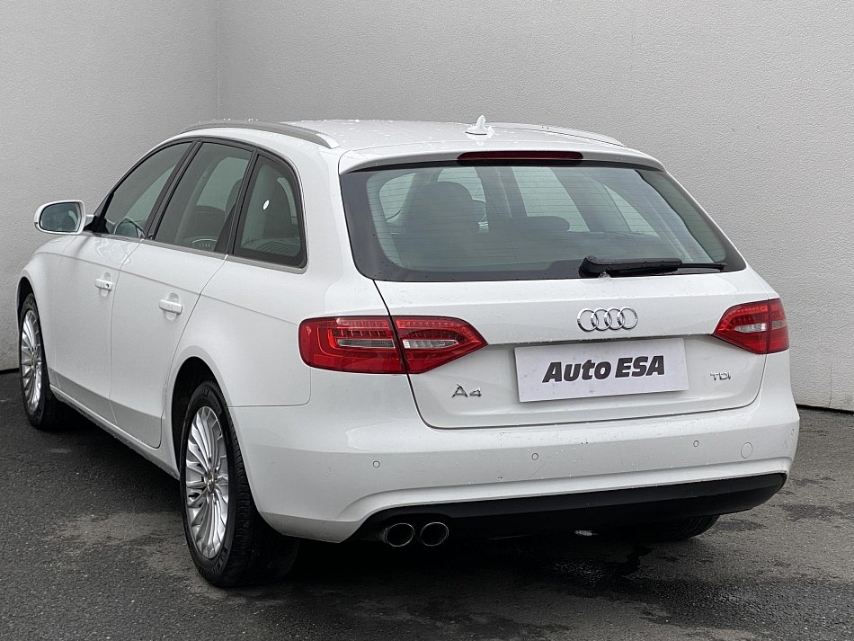 Audi A4 2.0 TDi Attraction quattro