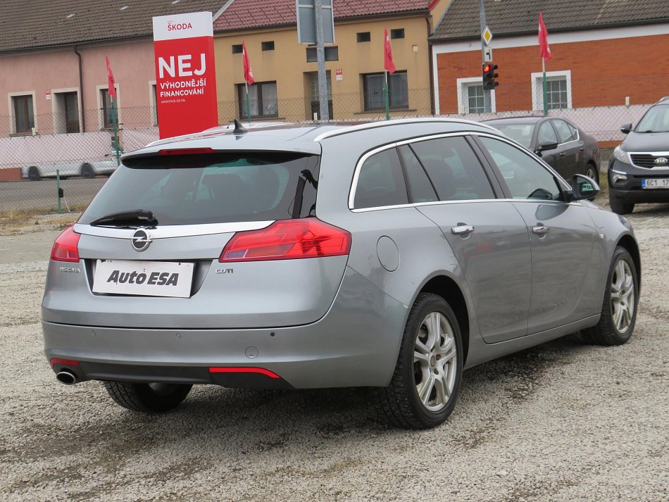 Opel Insignia 2.0 CDTi 