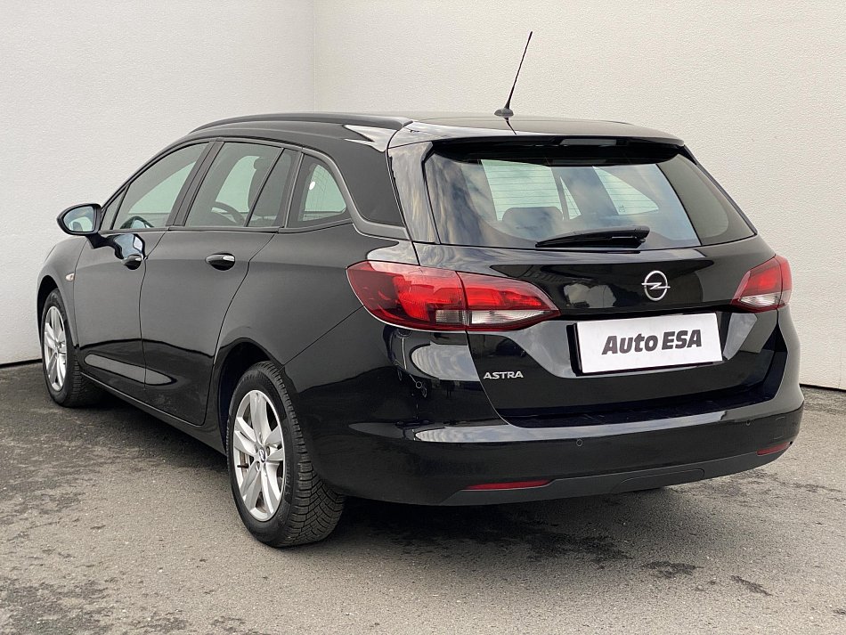 Opel Astra 1.5CDTi Bussines