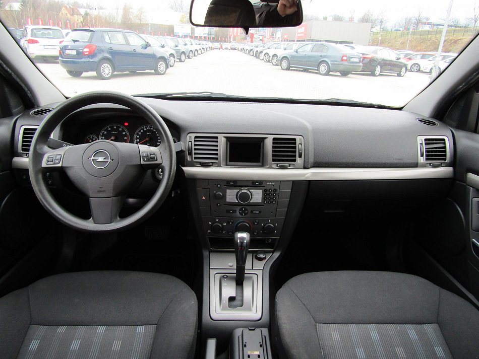 Opel Vectra 2.2 i 