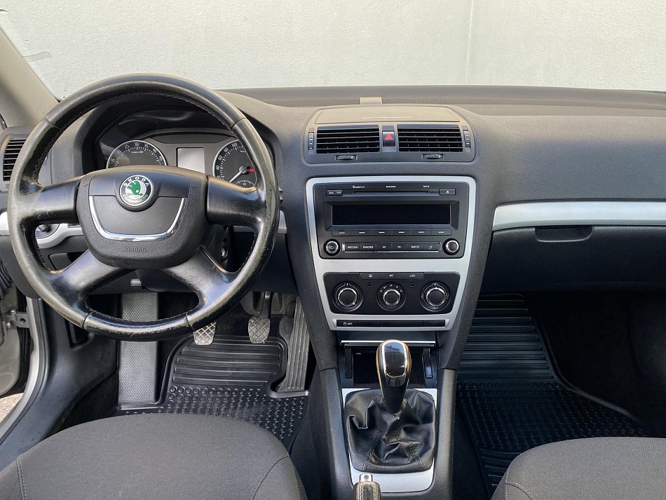 Škoda Octavia II 1.6 TDi Ambiente