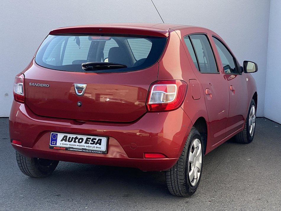 Dacia Sandero 1.2i 