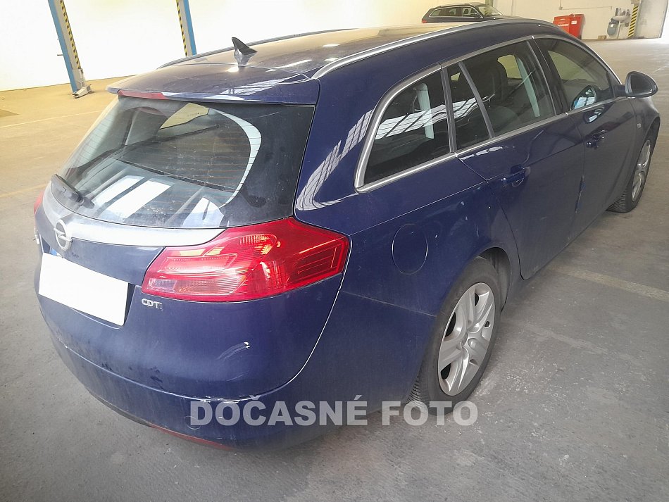 Opel Insignia 2.0d 