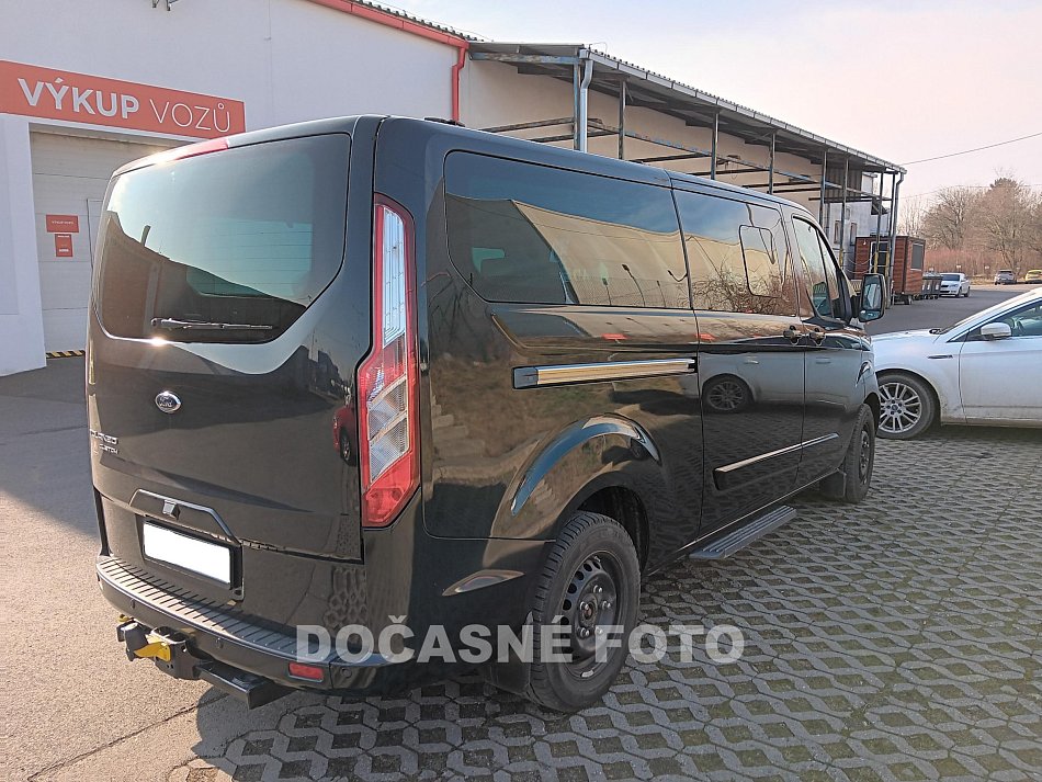 Ford Tourneo Custom 2.2TDCi Titanium L2