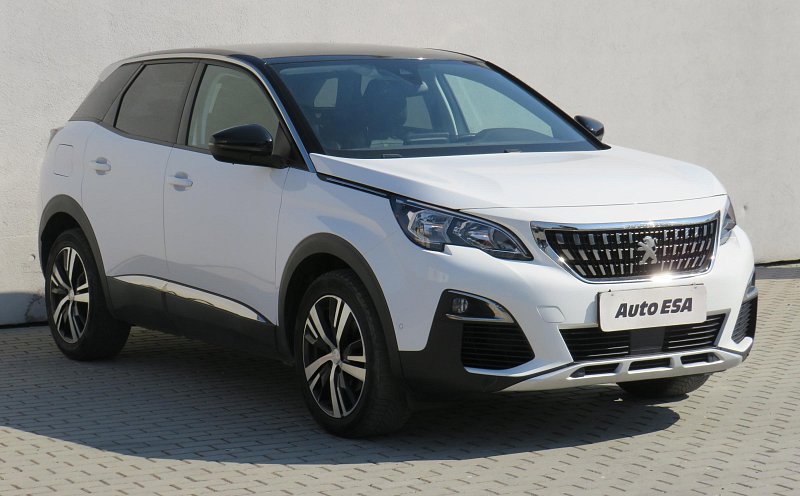 Peugeot 3008 1.2PT 