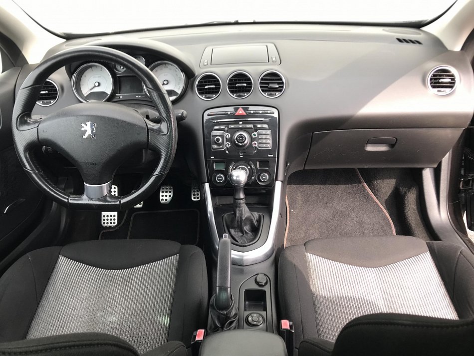 Peugeot 308 1.6i  CC