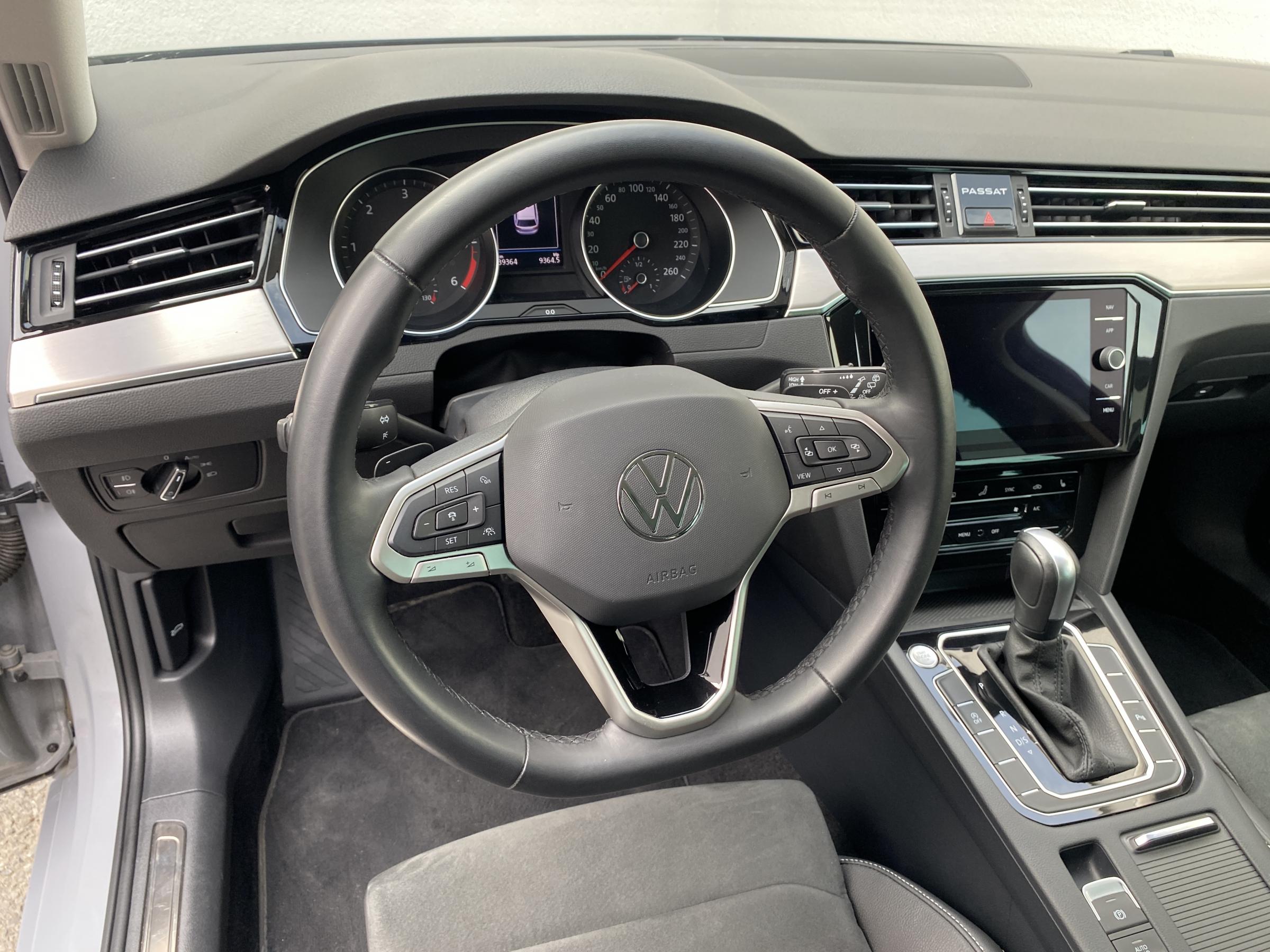 Volkswagen Passat, 2022 - pohled č. 15