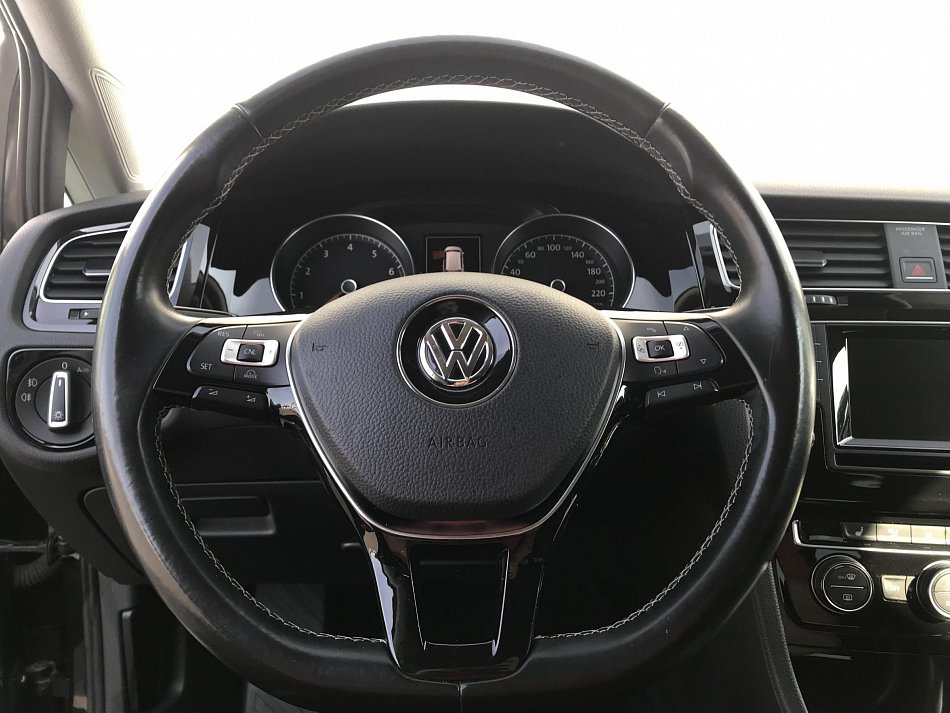 Volkswagen Golf 1.2TSi 