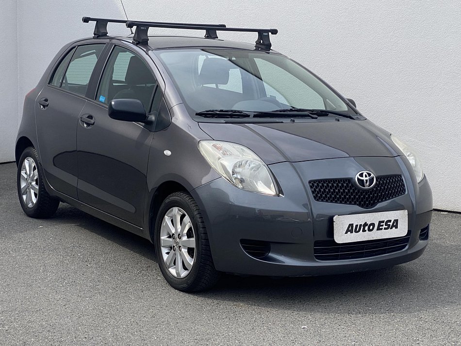 Toyota Yaris 1.3i 