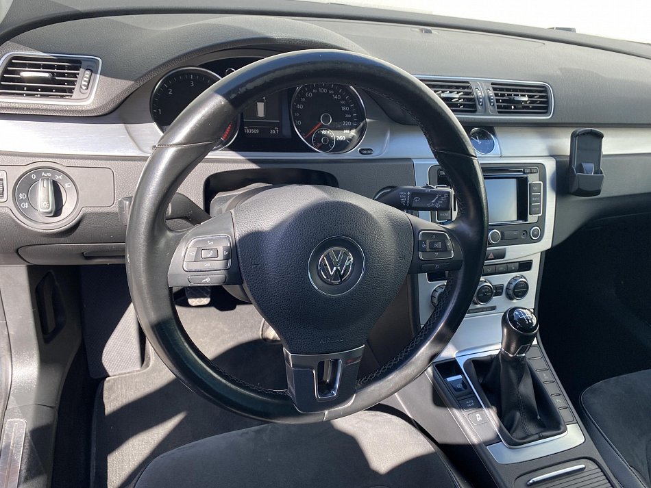 Volkswagen Passat 2.0 TDi Highline