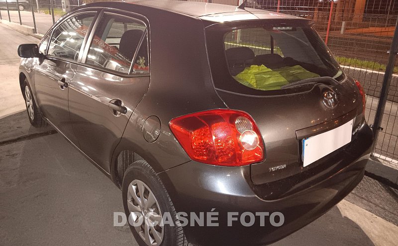 Toyota Auris 1.3 VVTi 