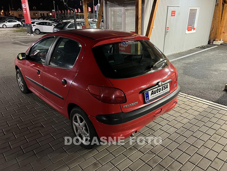 Peugeot 206 1.1i 