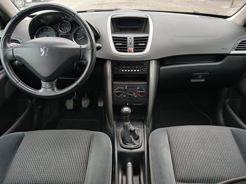 Peugeot 207 1.4i 